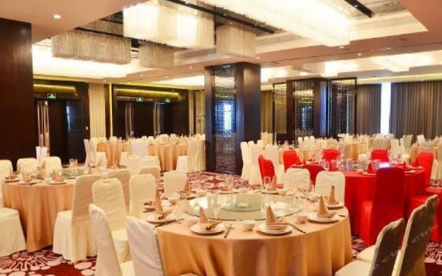Ningbo East Harbour Hotel