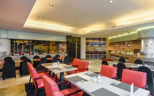 Beijing Landmark Hotel