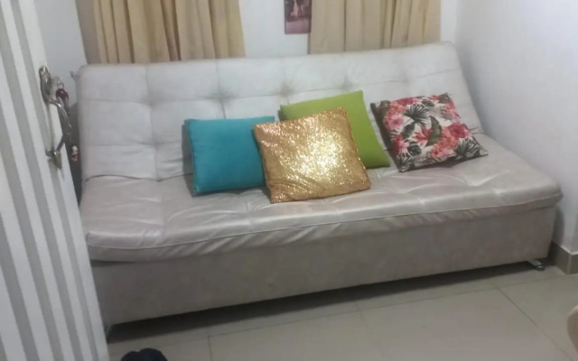 Apartaestudio 4 Amoblado el Caney