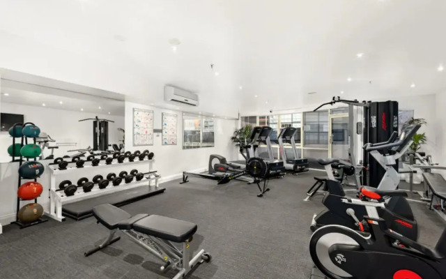 Melbourne City Suites