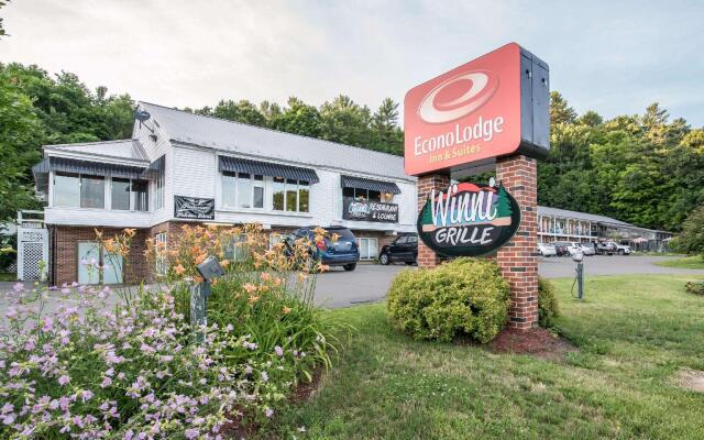 Econo Lodge Inn & Suites