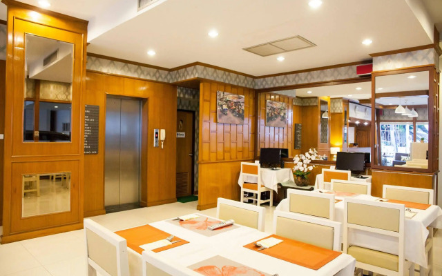 Fadragon Hotel