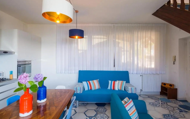 Villa Sorrento Flats
