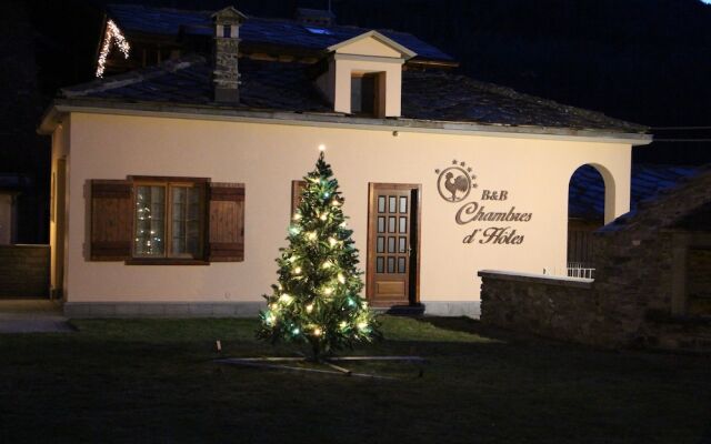 Le Petit Coin De Maison Chante Lune