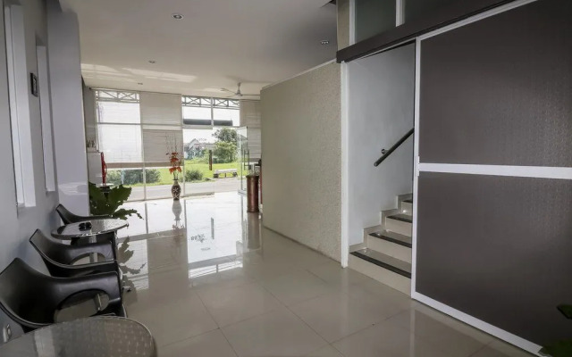 Nida Rooms Tata Bumi Godean