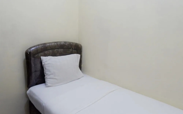 Simple 2 BR City Park Apartment