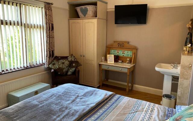 Orchard Side Bed and Breakfast