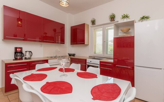 Magnificent Villa Mande With Pool, Vrana Lake