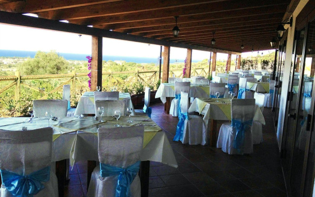 Hotel Pedra Ruja