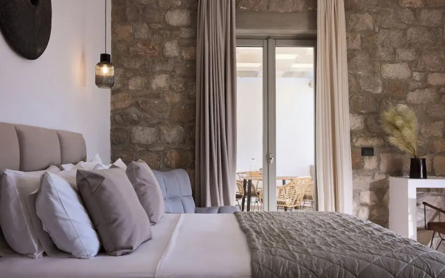 Kedros Milos Suites