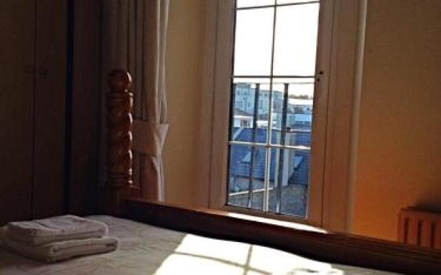 Cashel Town B&B