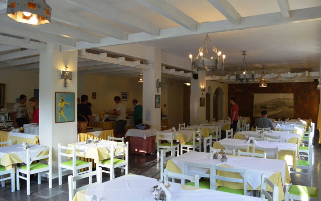 Matala Bay Hotel & Apartments