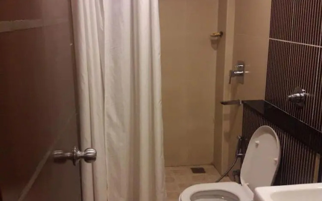 OYO 17123 Hotel Sandesh Kingston