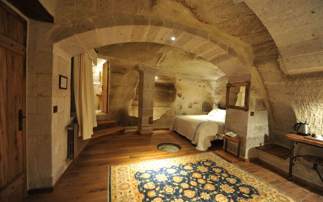 Terra Cave Hotel