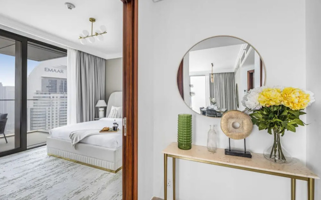 DXB - Boulevard Point - 5602 - DT