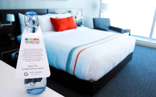 The Grand Winnipeg Airport Hotel by Lakeview