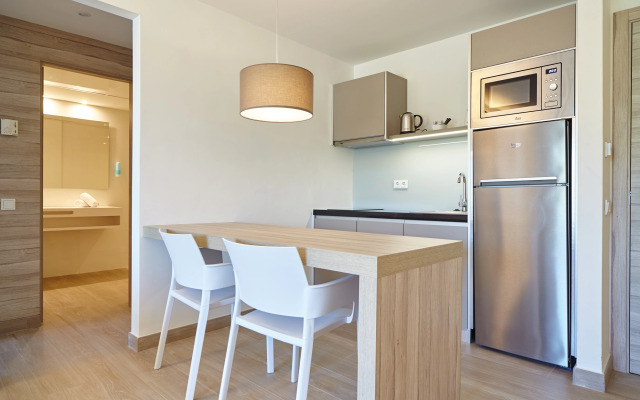 Sol Bahia Ibiza Suites