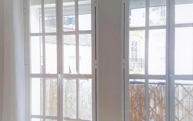 Plaza de la Merced Apartments by Allô Housing