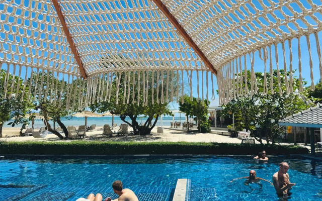 Sabaii Bay Resort