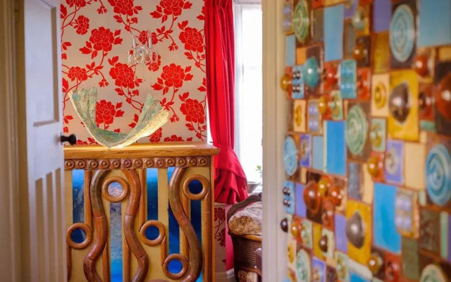 The Ceramic House