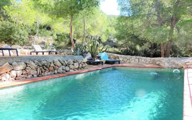 Villa in Ibiza Near Stunning Beaches