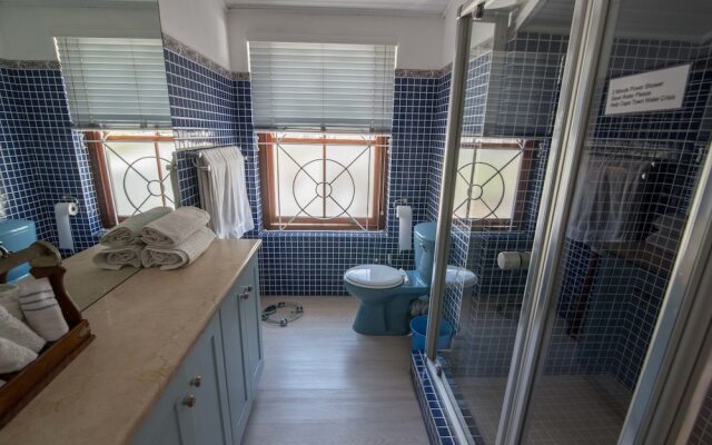 Loader St Magical Cottage