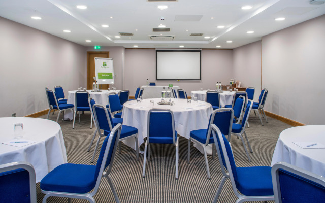Holiday Inn London-Gatwick Airport by IHG
