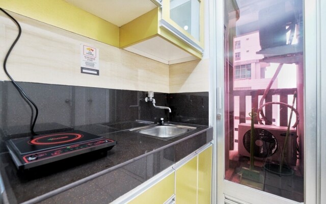 2BR Apartment Green Bay with Direct Access to Baywalk Mall