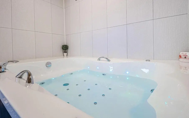 Gapyeong Gamseong216 Poolvilla Pension