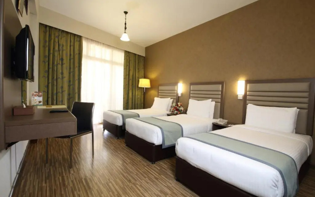 Florida International Hotel
