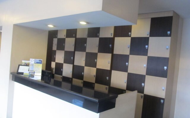 Maya Residence Inn
