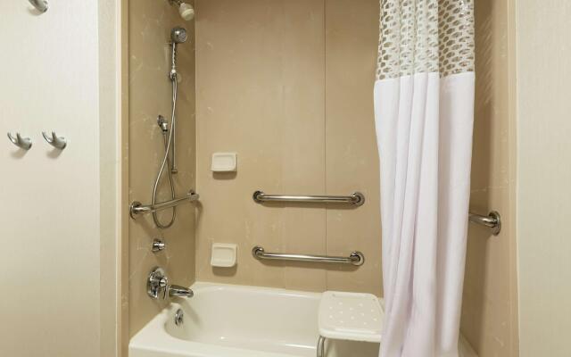 Hampton Inn Coventry - Warwick Area