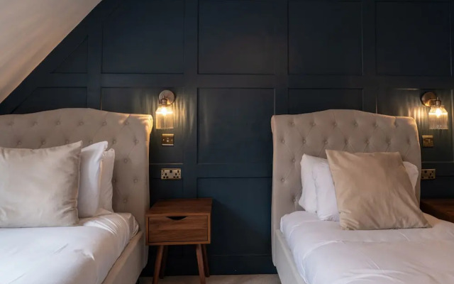 The Bugle Coaching Inn