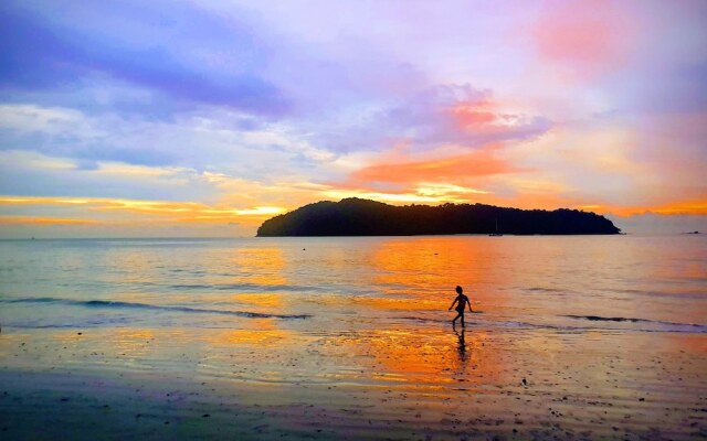 D’ Village Cottage