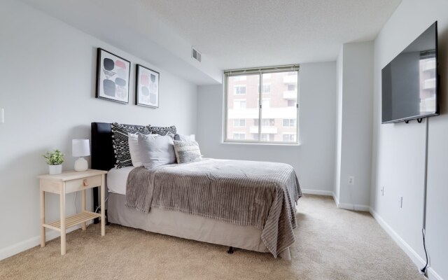 Cozy 1 Bedroom Condo at Ballston