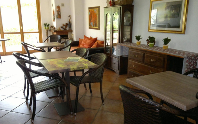 Lo Scoiattolo e la Noce