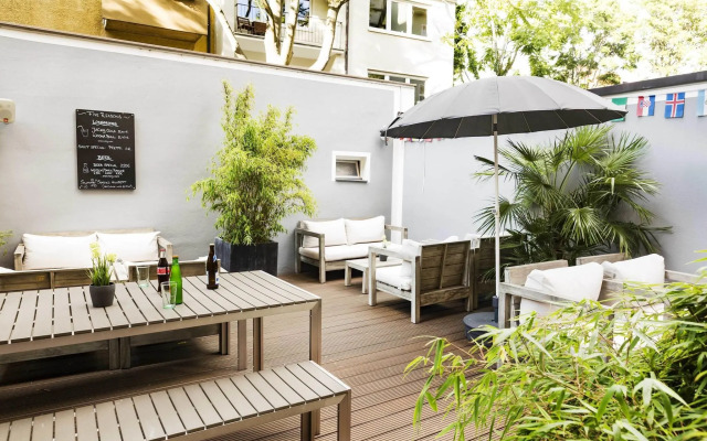 Five Reasons Hotel & Hostel