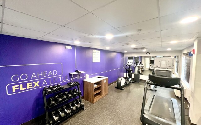 Holiday Inn Express Madison