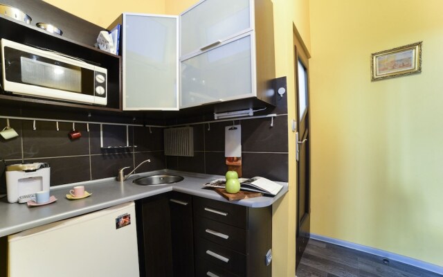 Apartment next to Central Railway St.