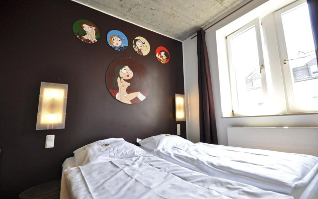 Five Elements Hostel