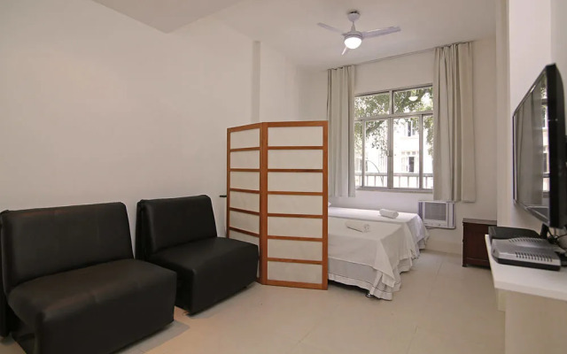 LinkHouse Beautiful High Floor 1-BDR c2-0036