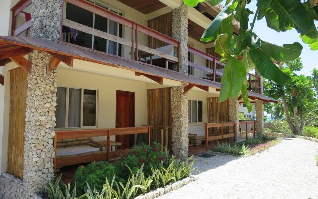 Tepanee Beach Resort