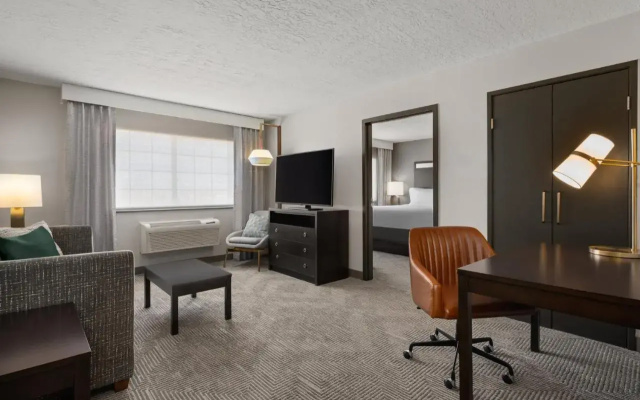 Holiday Inn Hotel & Suites Albuquerque Airport