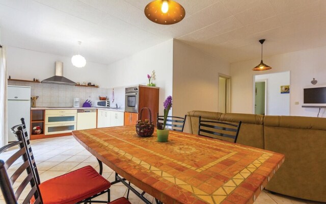 Stunning Home in Medulin With Wifi and 2 Bedrooms