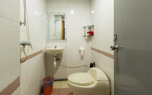 OYO 122 Hotel Chinatown 2