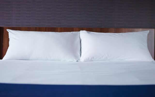 Holiday Inn Express Poole by IHG