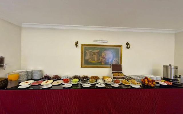 Hotel Ave Maria