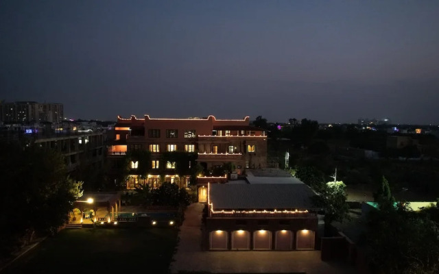 TreeHouse Rajbagh