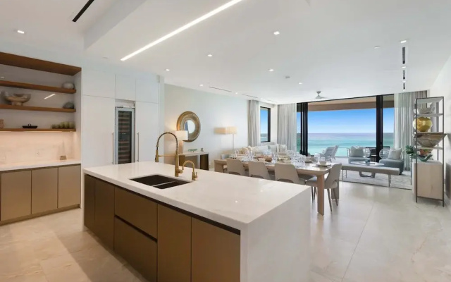 Beachfront 3 Bedroom Luxury Residence