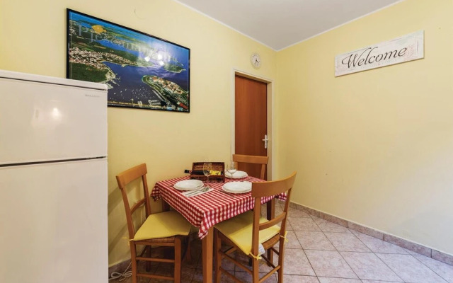 Beautiful Home in Pula With Wifi and 1 Bedrooms